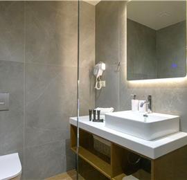 3 bedroom villa with pool & sea view, near Acharavi, sleeps 6